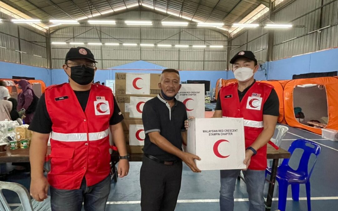 MRC SARAWAK SUPPORTING FIRE AFFECTED PEOPLE @ KAMPUNG SEMERAH PADI